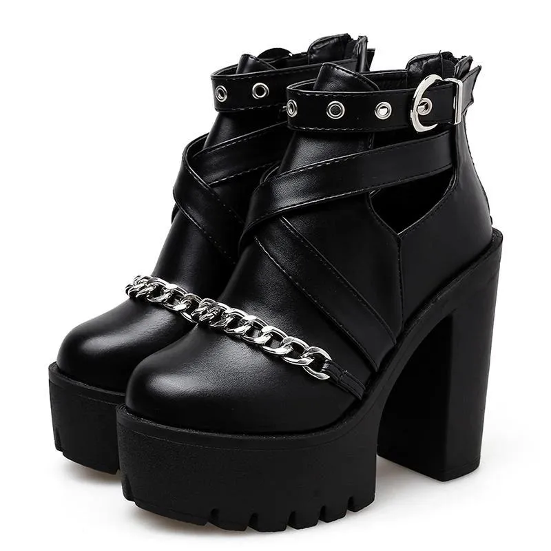 CASSIE Chained Buckled Boots