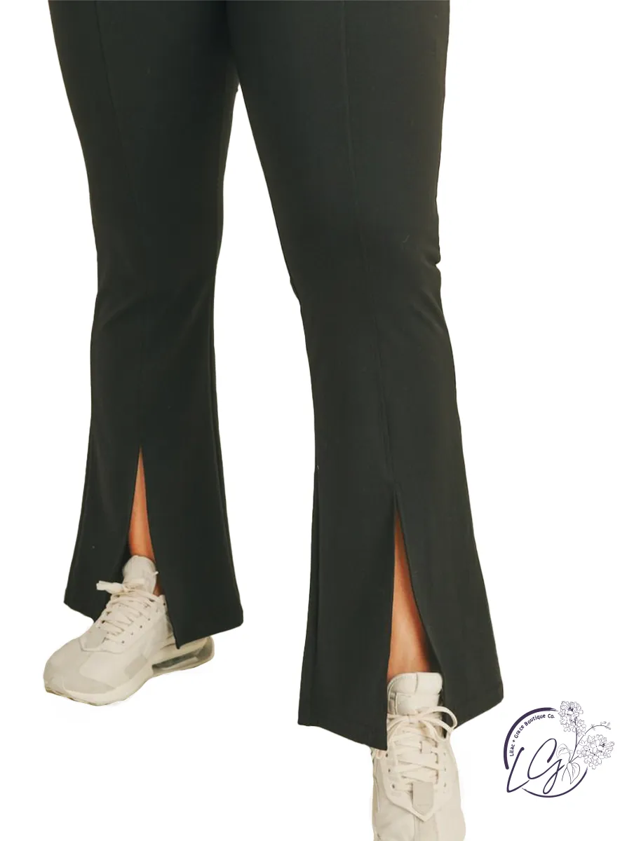 Curvy Sleek Slit Leggings