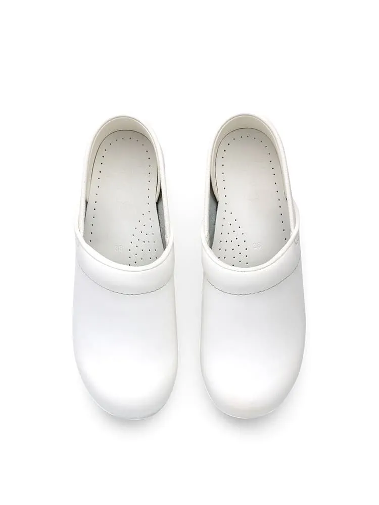 Dansko Professional Nurse's Shoes | White Box