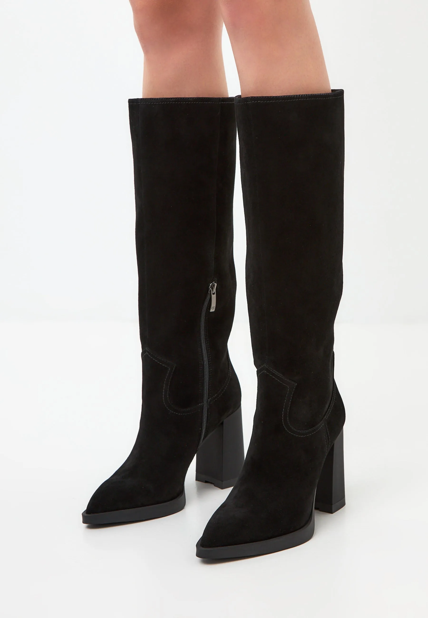 Elegant Knee-High Boots with Block Heel Bambi - Black