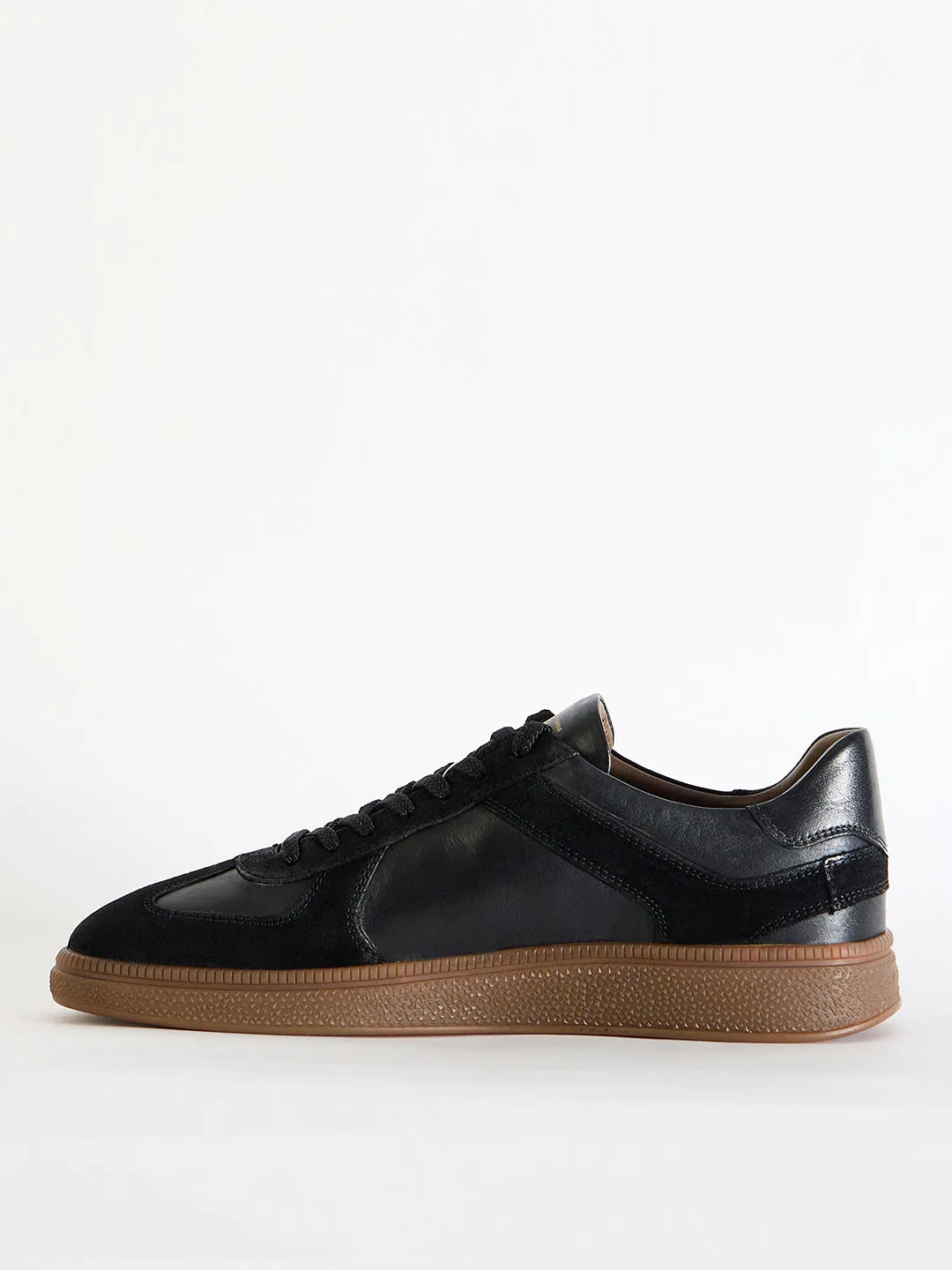 Gant Men Black  Color-Blocked Lace-Up Round Toe Sneakers