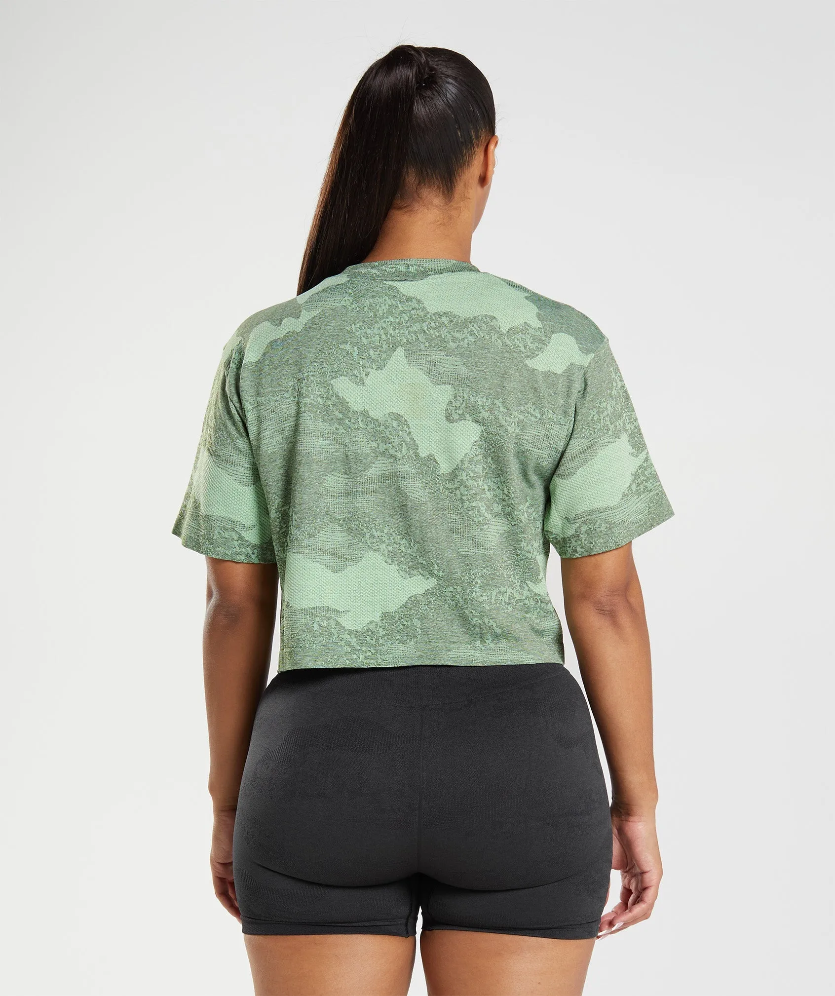 Gymshark Adapt Camo Seamless Crop Top - Aloe Green/Moss Olive