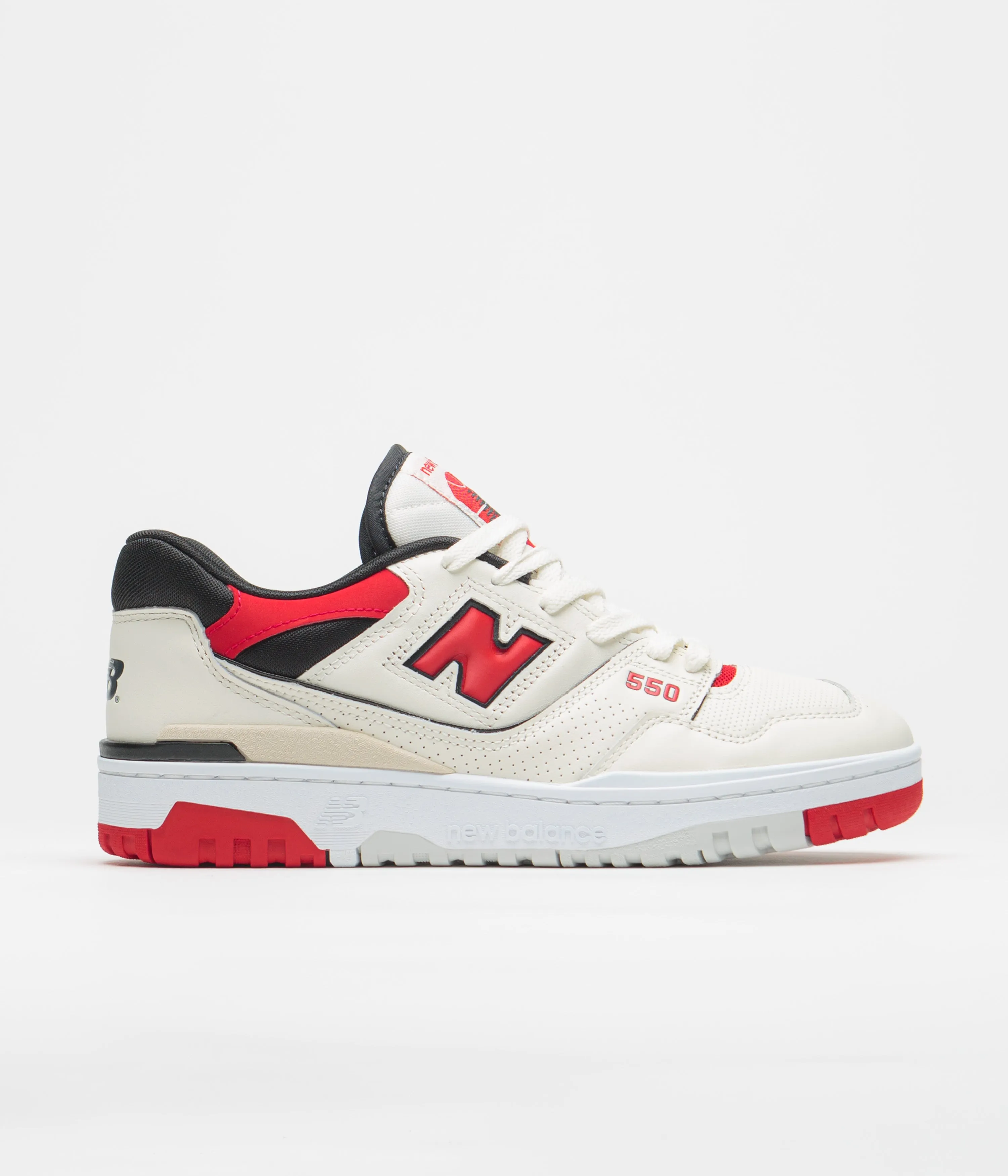 New Balance 550 Shoes - Sea Salt / Red