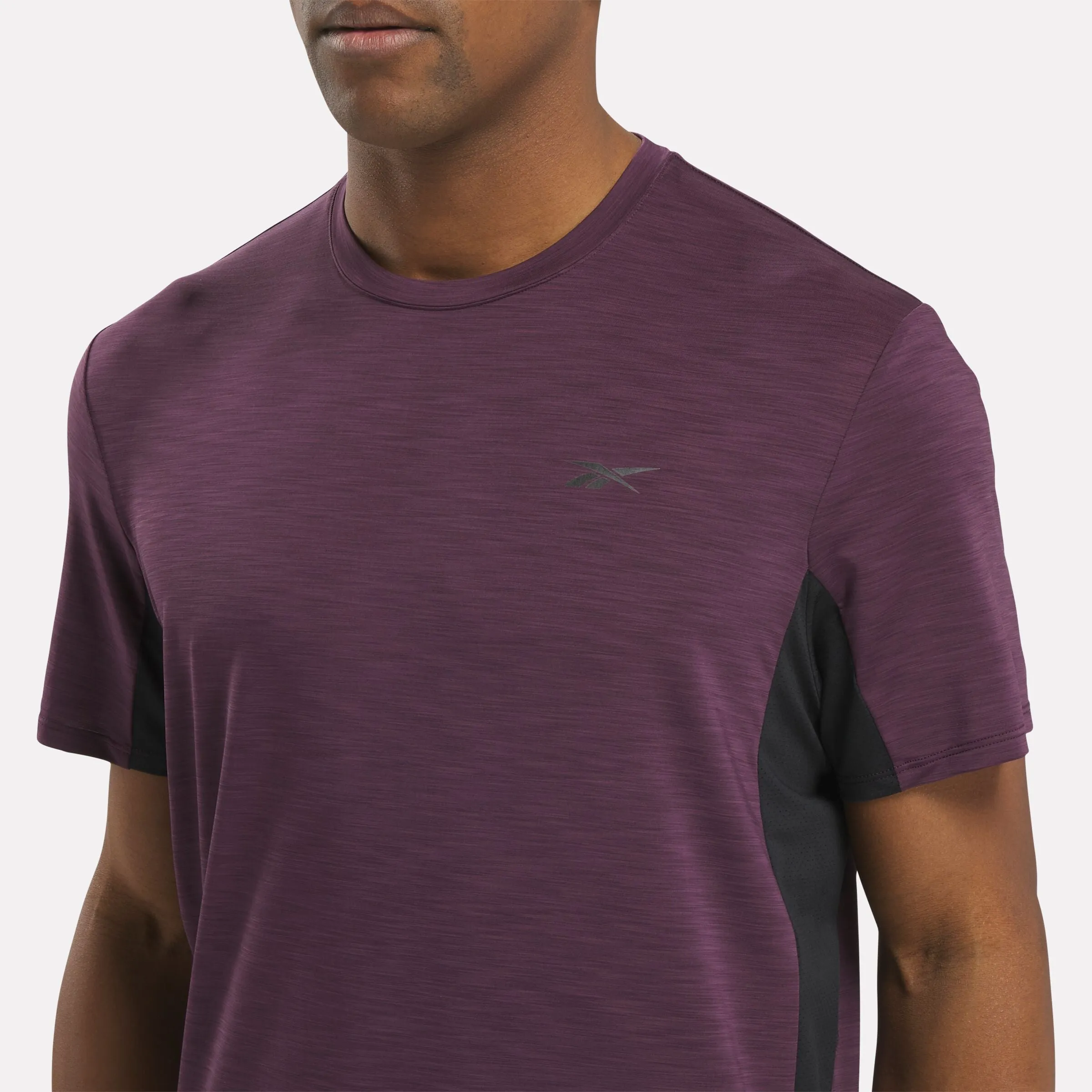 Rbk-Chill Athlete T-Shirt 2.0 Midnight Plum