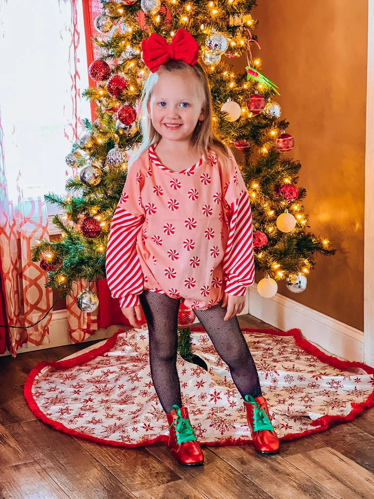 Ready to ship- Christmas Metallic Red Vintage Nyx Booties w/ Two Laces!