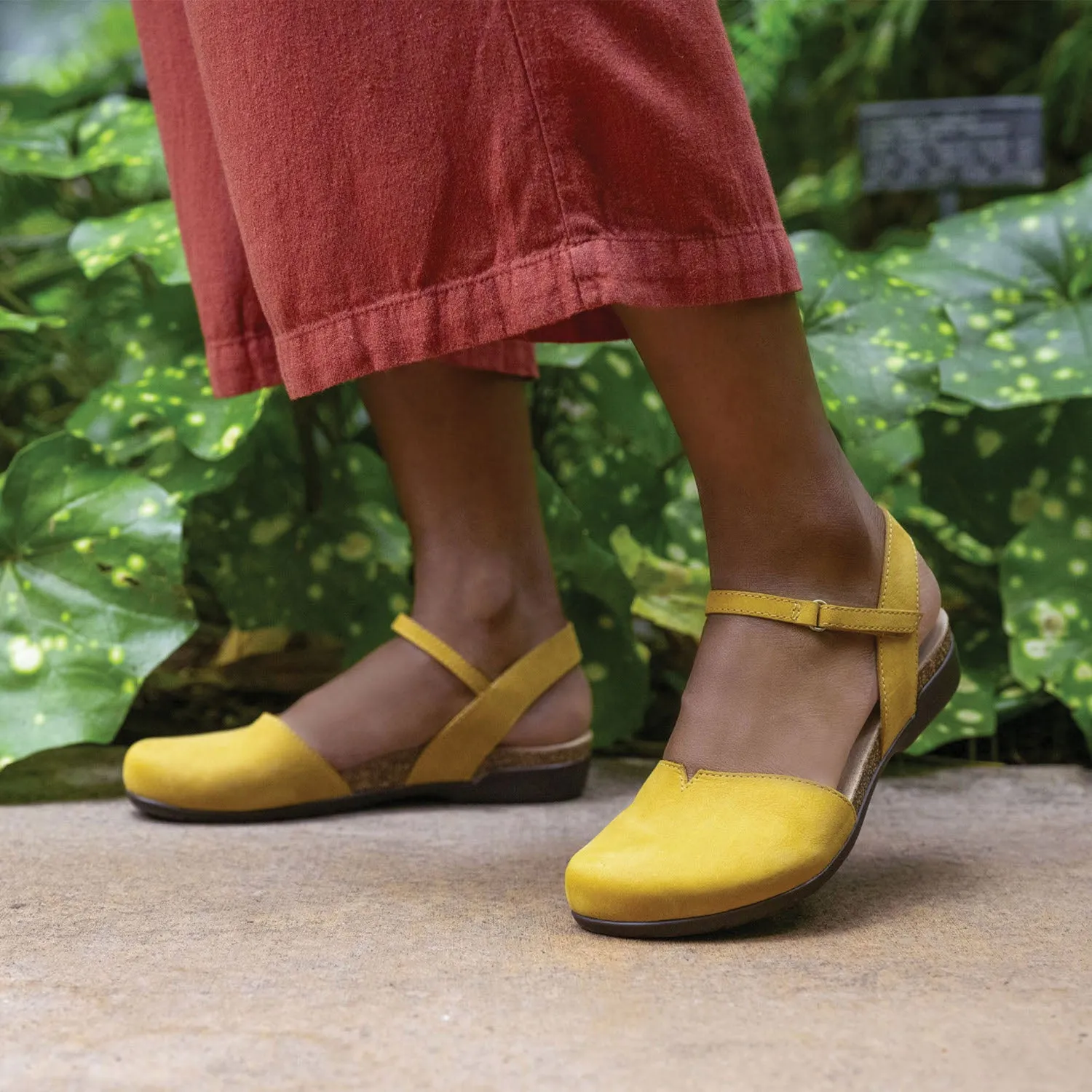 Women's Dansko Rowan Mustard Nubuck