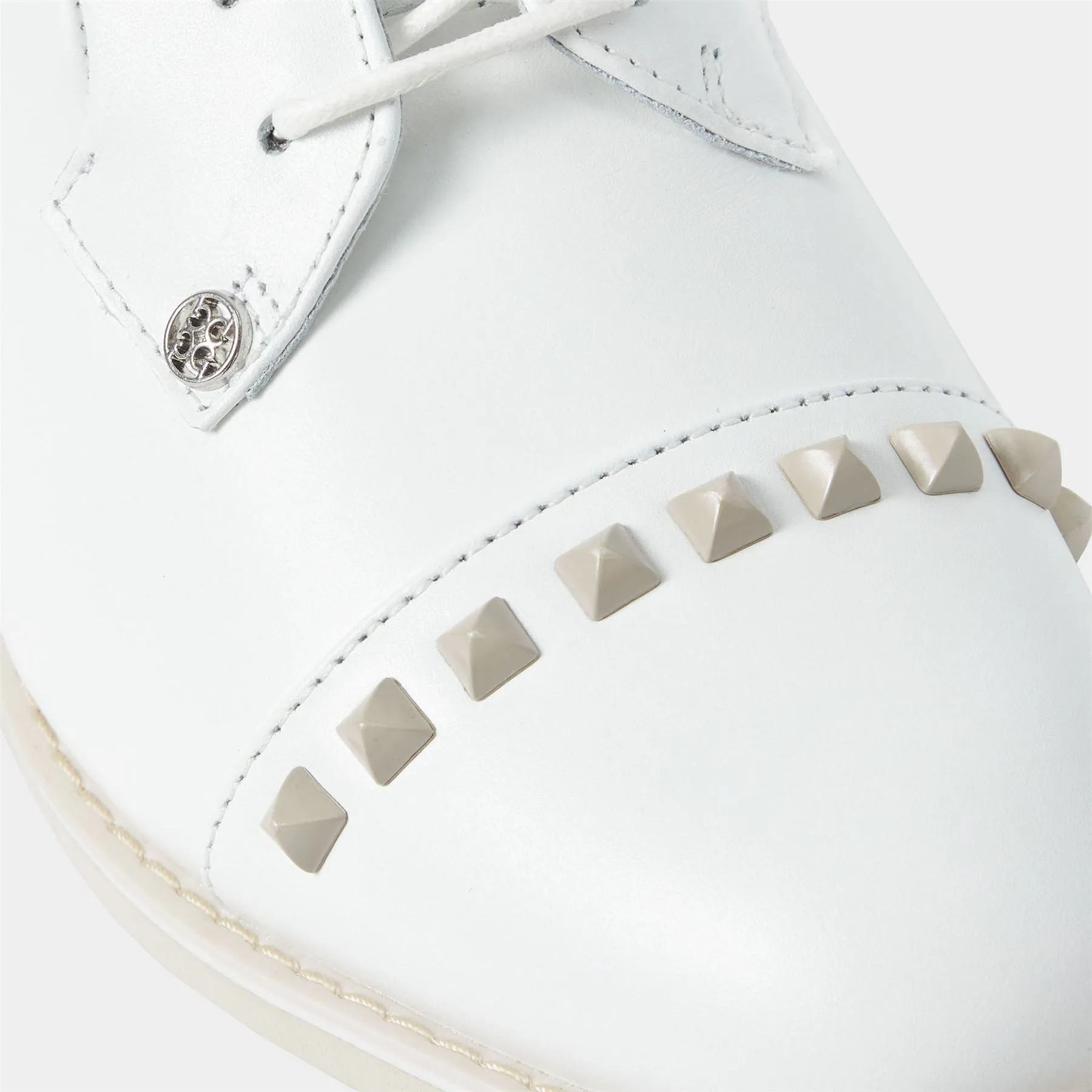 Womens Gallivanter Pebble Leather Stud Cap Toe Golf Shoe Stone - SS24